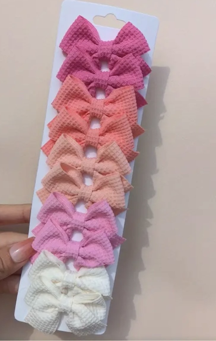 Hair bow pins